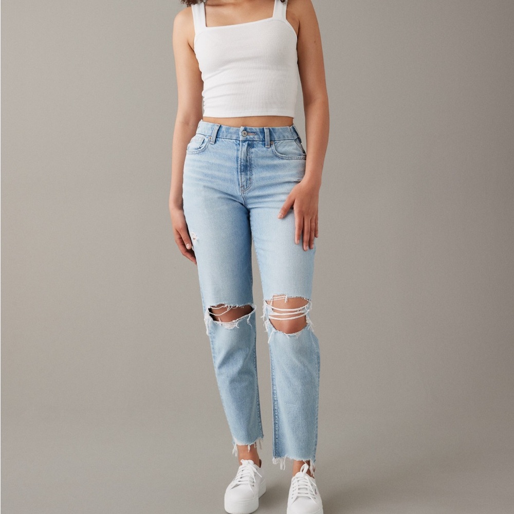 American eagle mom jean.